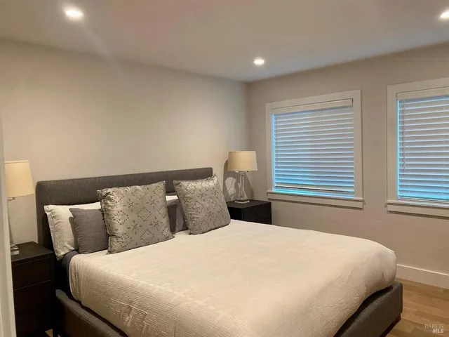 $4,800 | 1959 Dowling Court, Santa Rosa, CA 95404