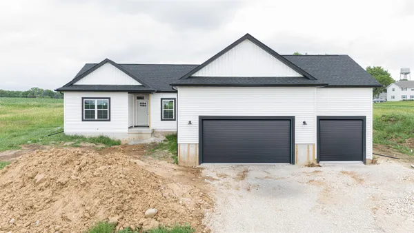 $379,900 | 105 2nd Street, Friesland, WI 53935