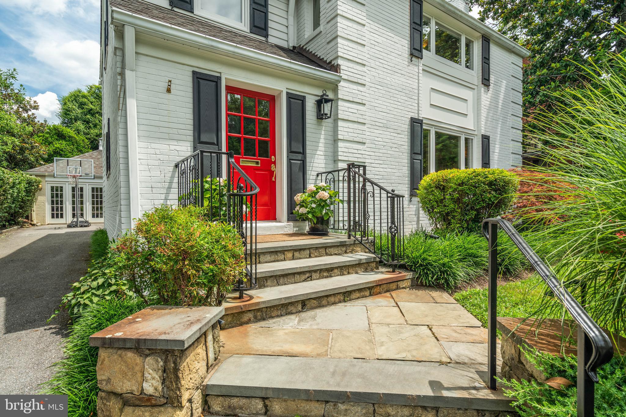 5925 Gloster Road Bethesda, MD 20816 - Photo 3 of 71 Slate entry steps.