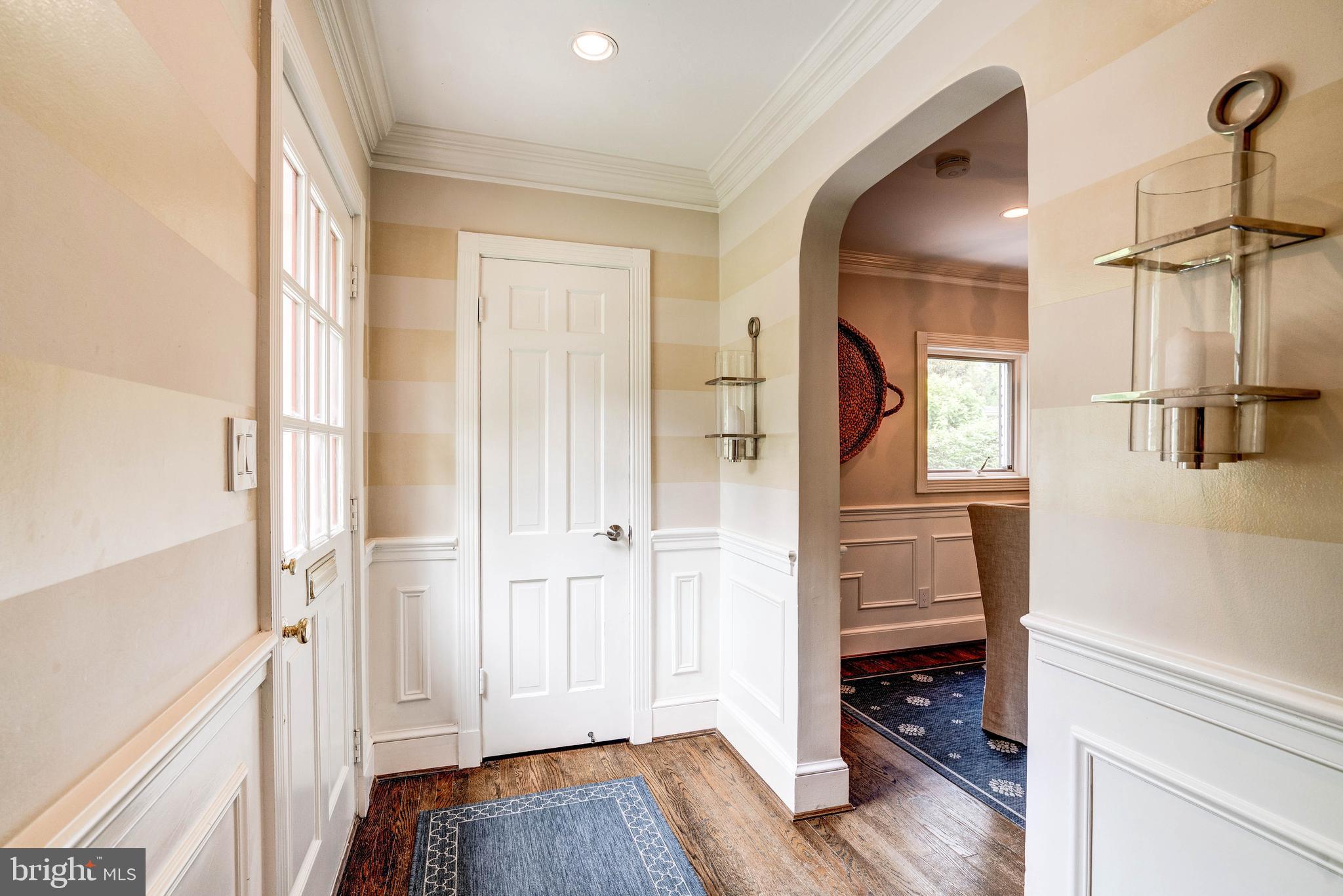 5925 Gloster Road Bethesda, MD 20816 - Photo 6 of 71 Coat closet in the foyer, designer touches!