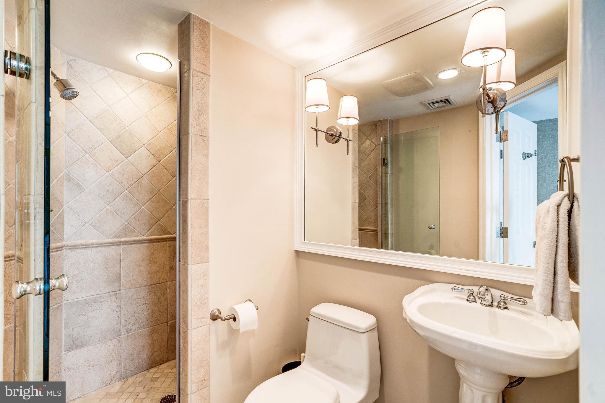 5925 Gloster Road Bethesda, MD 20816 - Photo 55 of 71 Lower level full bathroom.