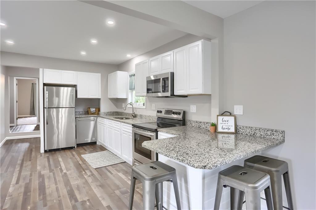 3308 Ellwood Road New Castle, PA 16101 - Photo 6 of 24 Gallery Image 6