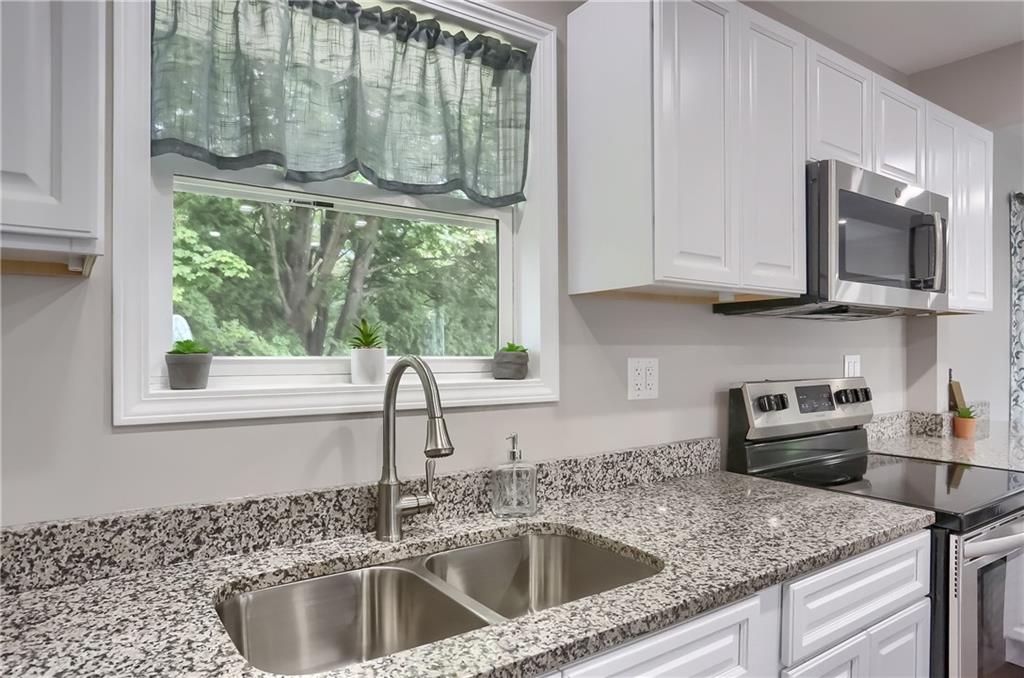 3308 Ellwood Road New Castle, PA 16101 - Photo 8 of 24 Gallery Image 8