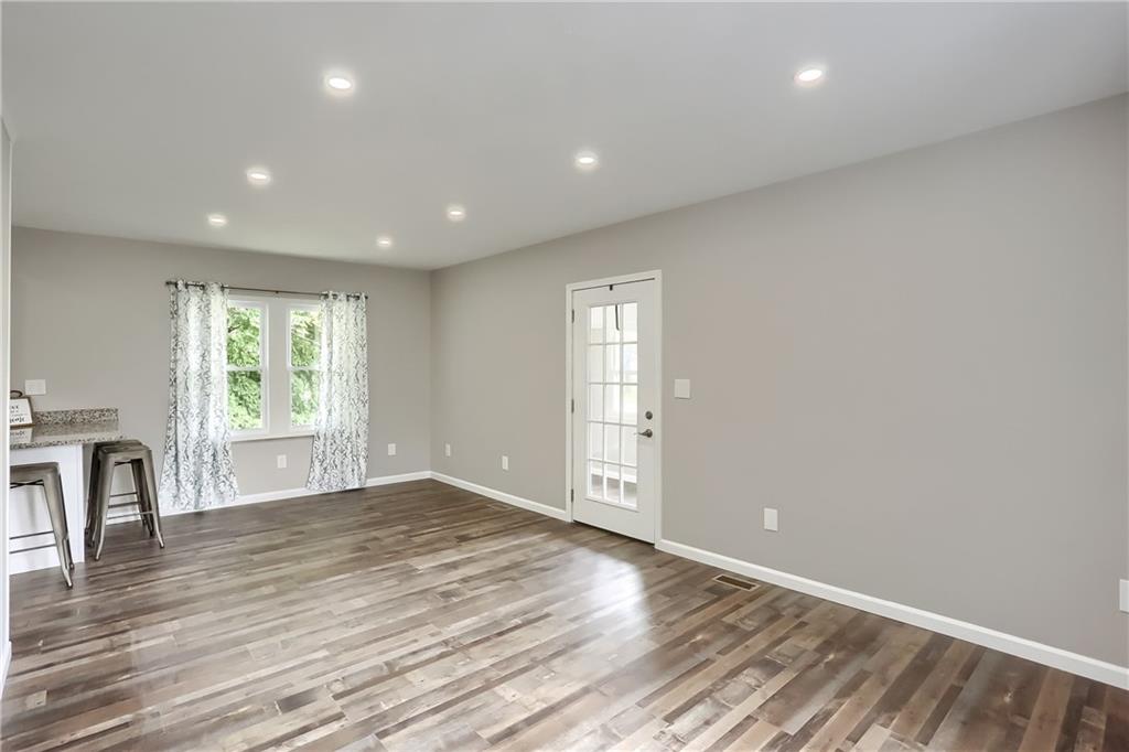 3308 Ellwood Road New Castle, PA 16101 - Photo 9 of 24 Gallery Image 9