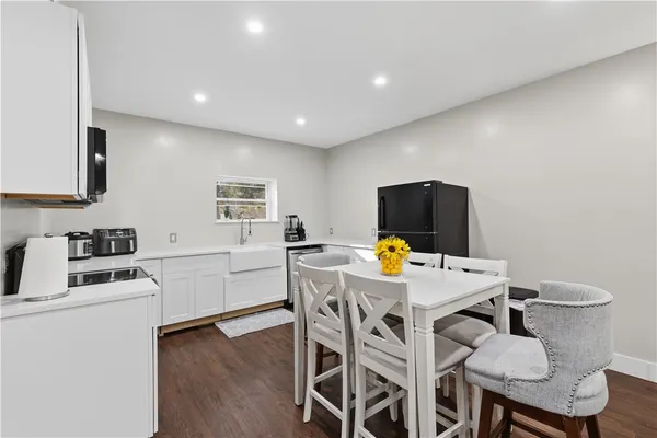 $1,200,000 | 270 Brayton Road, Tiverton, RI 02878