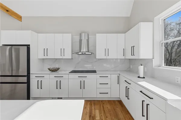 $1,200,000 | 270 Brayton Road, Tiverton, RI 02878