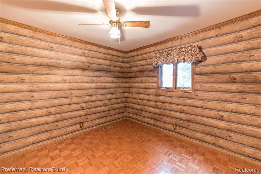2382 South Vassar Road Burton, MI 48519 - Photo 8 of 17