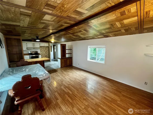 $85,000 | 6421 161st St Court East, Unit 9, Puyallup, WA 98375