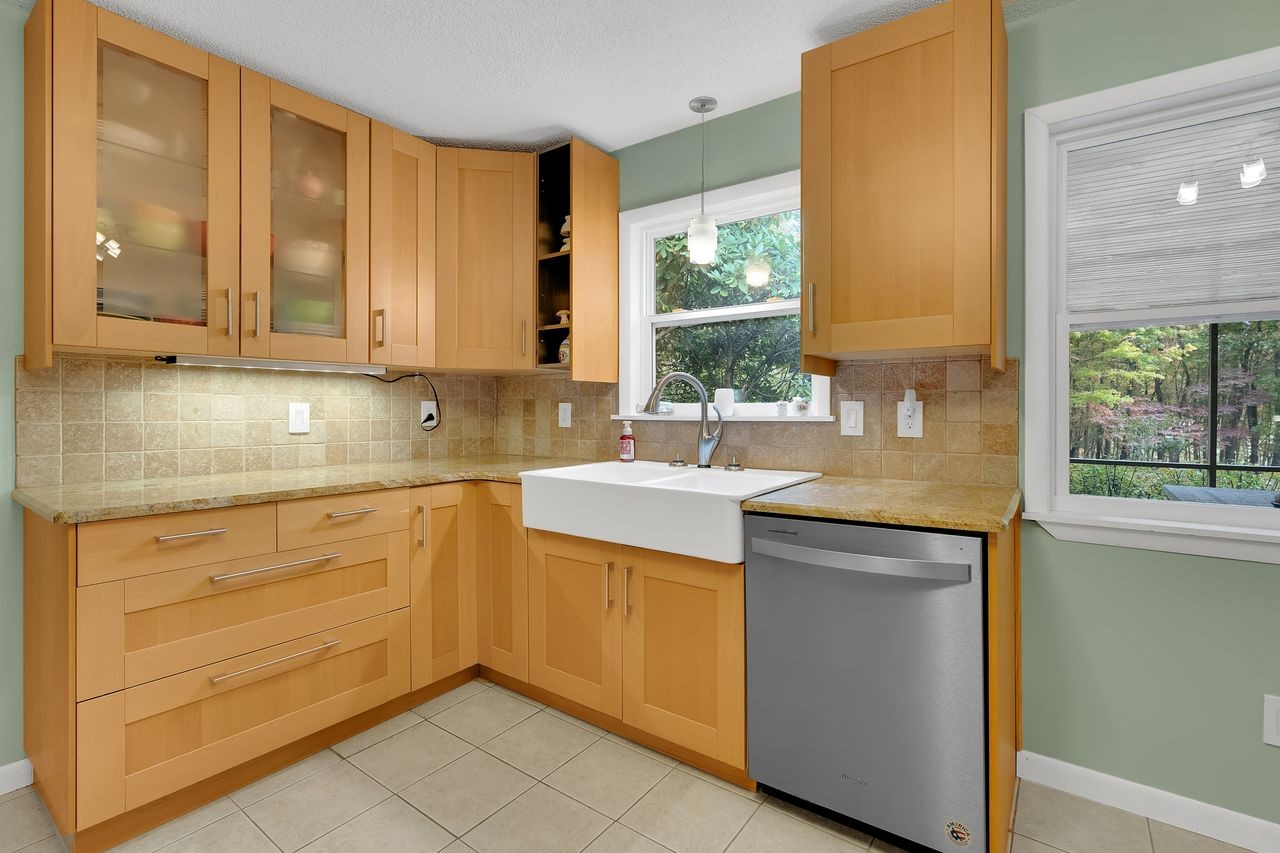 3711 Jumpoff Road Sewanee, TN 37375 - Photo 10 of 57