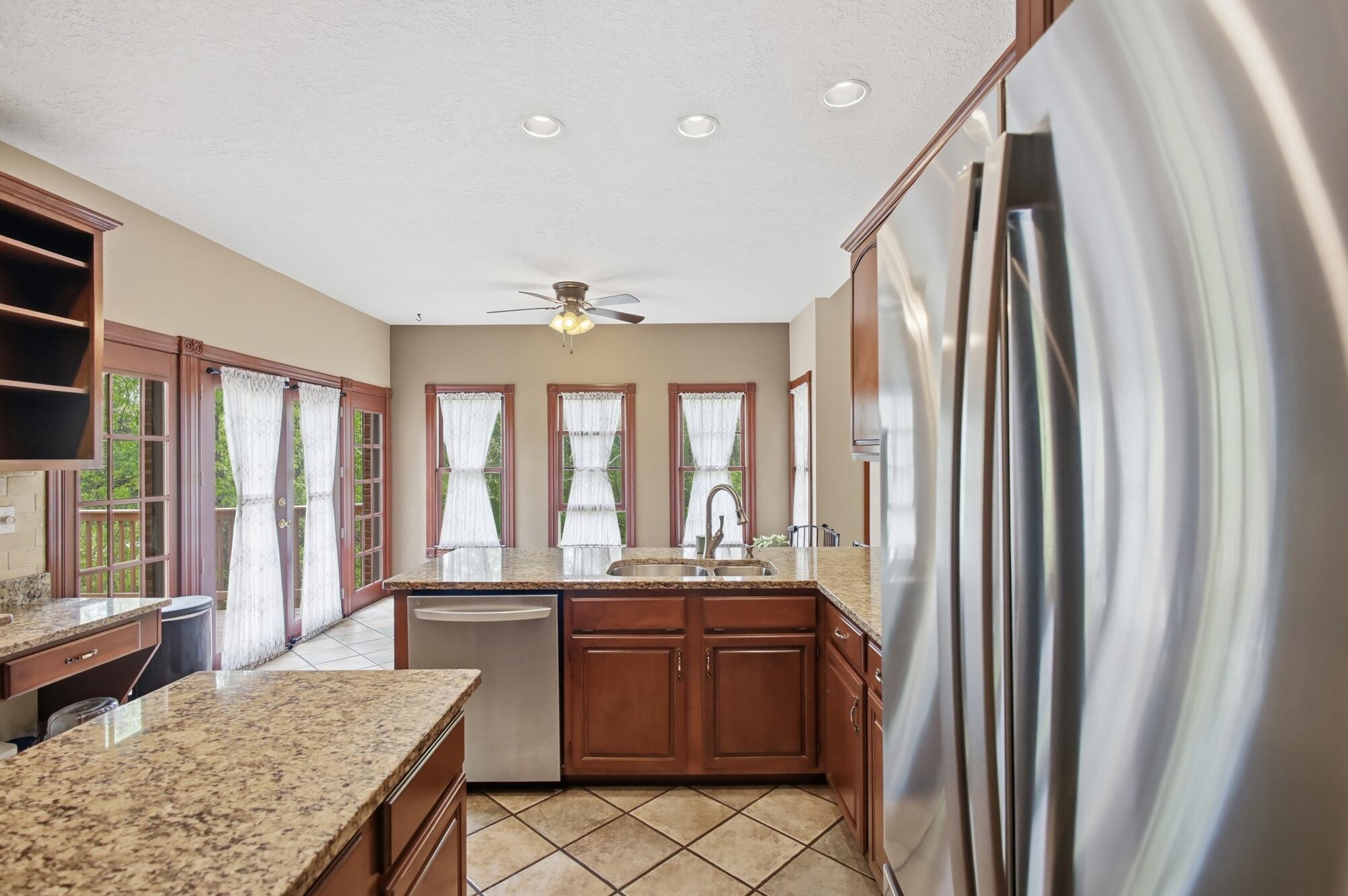 4185 Stone Bridge Drive Springfield, OH 45504 - Photo 15 of 88