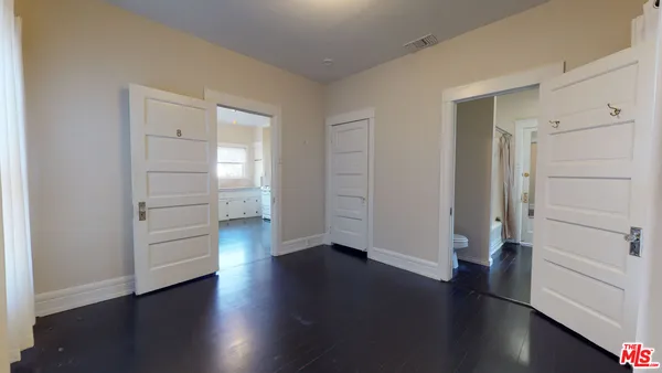 $7,000 | 427 Sunset Avenue, Venice, CA 90291