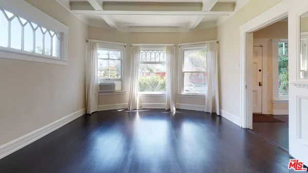 $7,000 | 427 Sunset Avenue, Venice, CA 90291