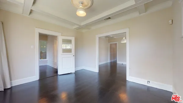 $7,000 | 427 Sunset Avenue, Venice, CA 90291