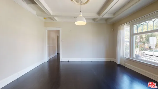 $7,000 | 427 Sunset Avenue, Venice, CA 90291