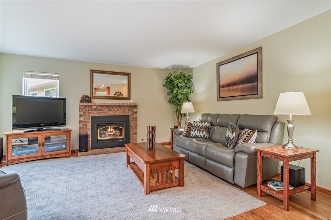 11914 Northeast 168th Street Bothell, WA 98011 - Photo 12 of 25 Gallery Image 12