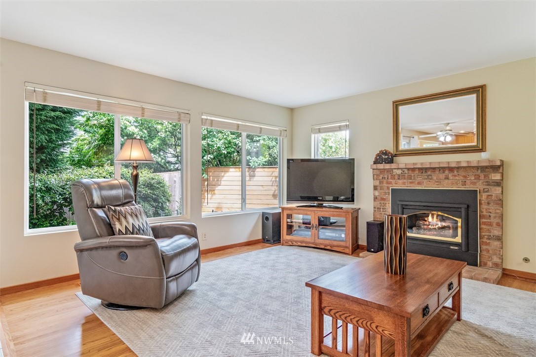 11914 Northeast 168th Street Bothell, WA 98011 - Photo 14 of 25 Gallery Image 14