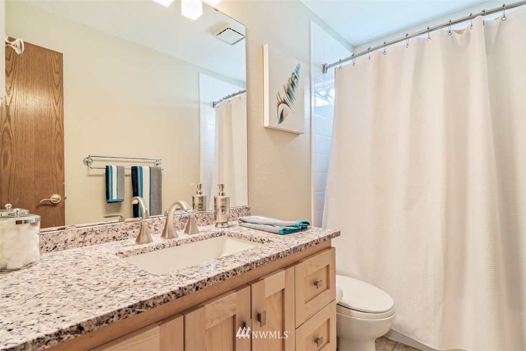 11914 Northeast 168th Street Bothell, WA 98011 - Photo 18 of 25 Gallery Image 18