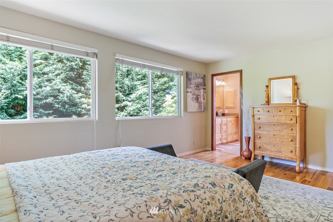 11914 Northeast 168th Street Bothell, WA 98011 - Photo 21 of 25 Gallery Image 21