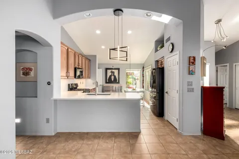 $450,000 | 2703 East Glen Canyon Road, Green Valley, AZ 85614
