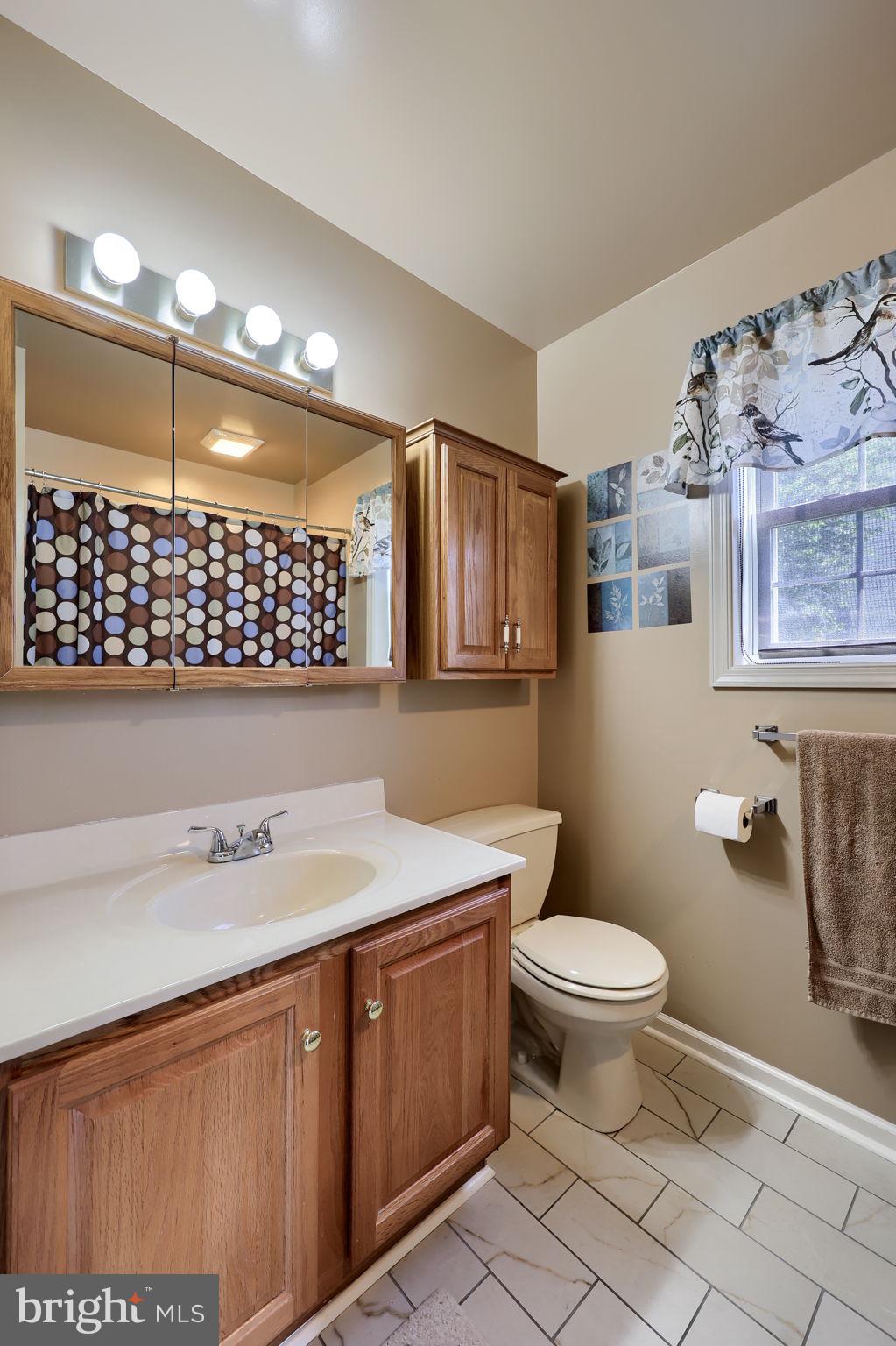 180 Hollow Road Reinholds, PA 17569 - Photo 17 of 34