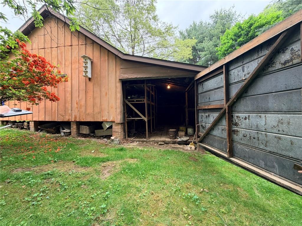100 South Kings Creek Road Burgettstown, PA 15021 - Photo 44 of 46 Lower Level of Shed