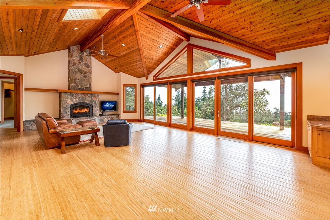 351 Hannah Road Friday Harbor, WA 98250 - Photo 5 of 31 Gallery Image 5