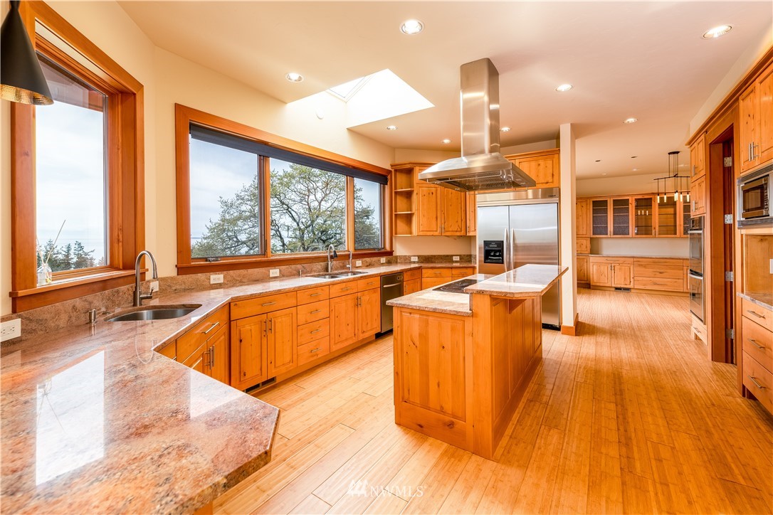 351 Hannah Road Friday Harbor, WA 98250 - Photo 6 of 31 Gallery Image 6