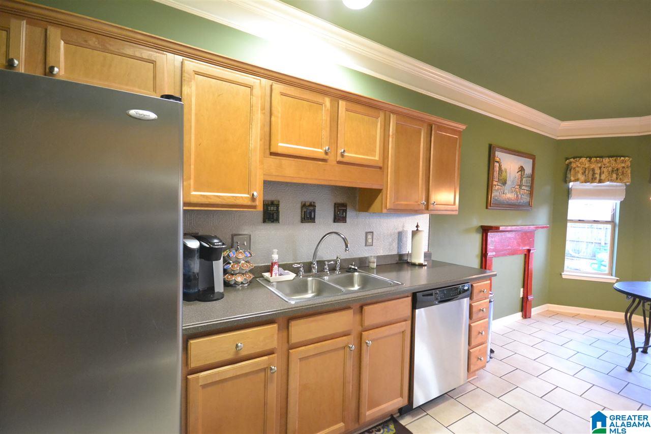 653 Barkley Circle Alabaster, AL 35007 - Photo 10 of 33