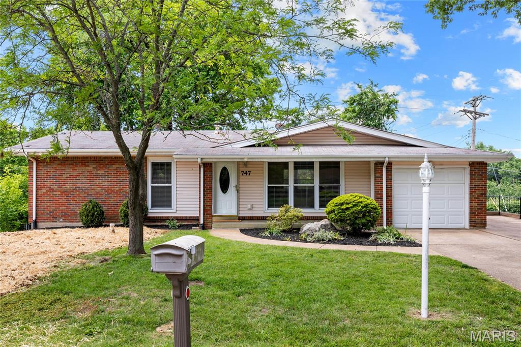 747 Burwick Terrace Manchester, MO 63021 - Photo 35 of 37