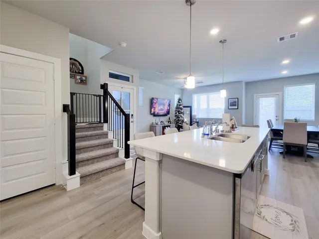 $2,600 | 710 Seafoam Lane, Kemah, TX 77565