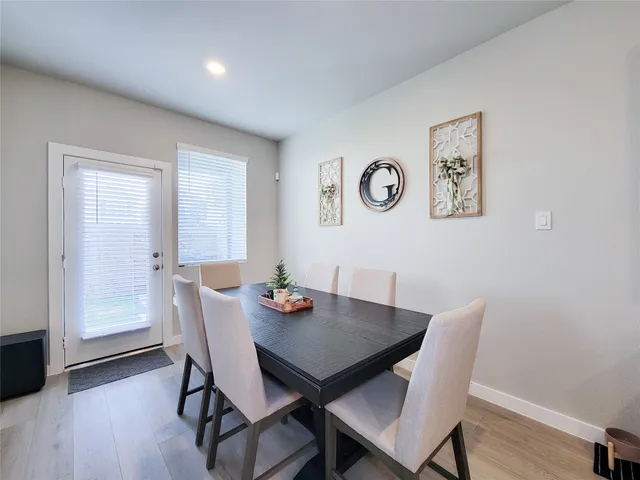 $2,600 | 710 Seafoam Lane, Kemah, TX 77565