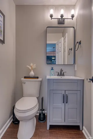 $419,990 | 6801 Henze Road, Evansville, IN 47720