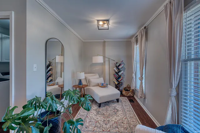 $419,990 | 6801 Henze Road, Evansville, IN 47720