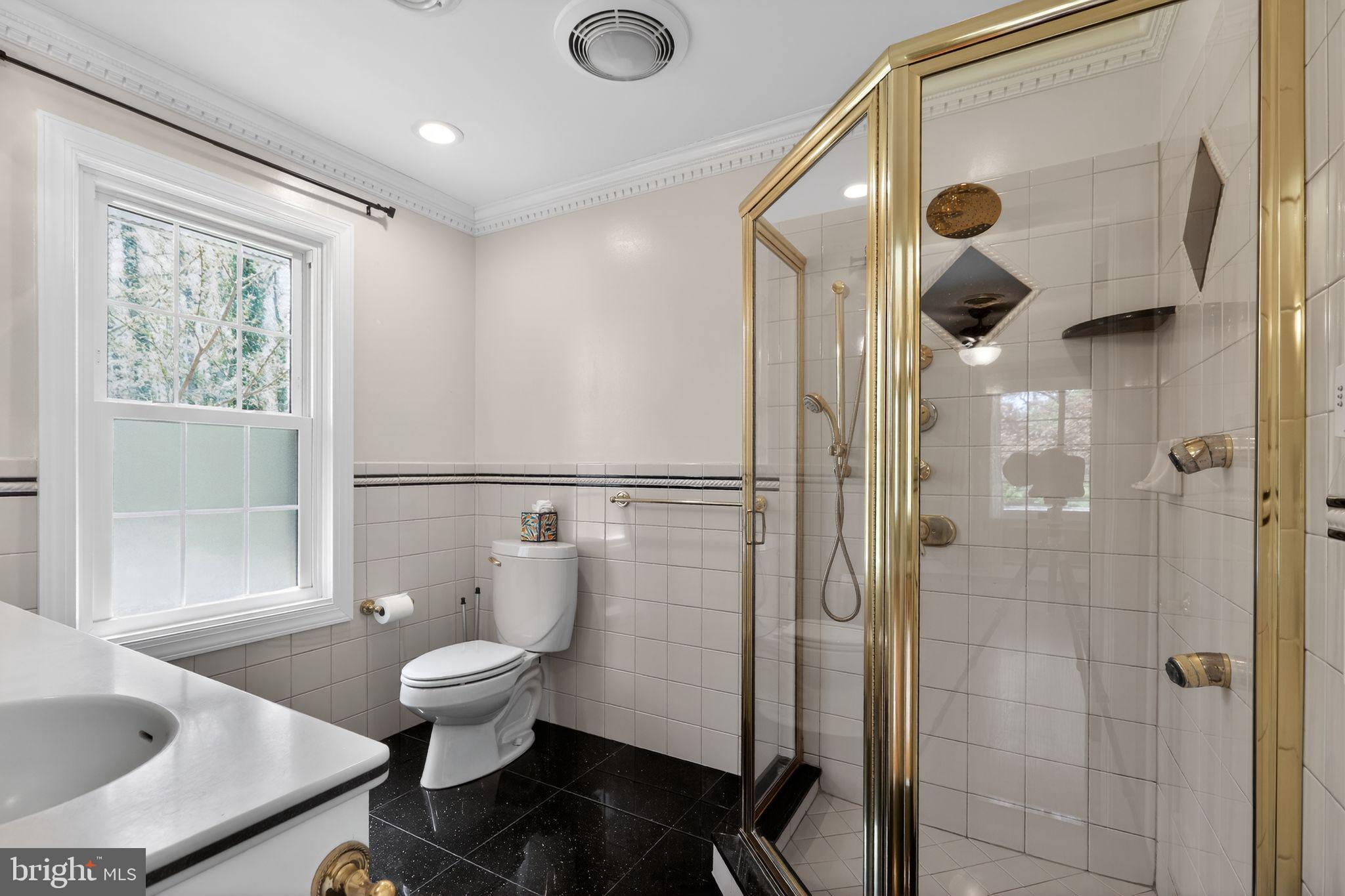 35 Oriole Way Moorestown, NJ 08057 - Photo 21 of 45 a bathroom with a sink and a mirror