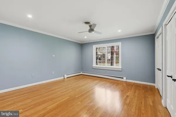 $950,000 | 35 Oriole Way, Moorestown, NJ 08057