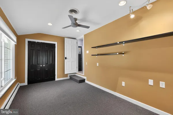 $950,000 | 35 Oriole Way, Moorestown, NJ 08057