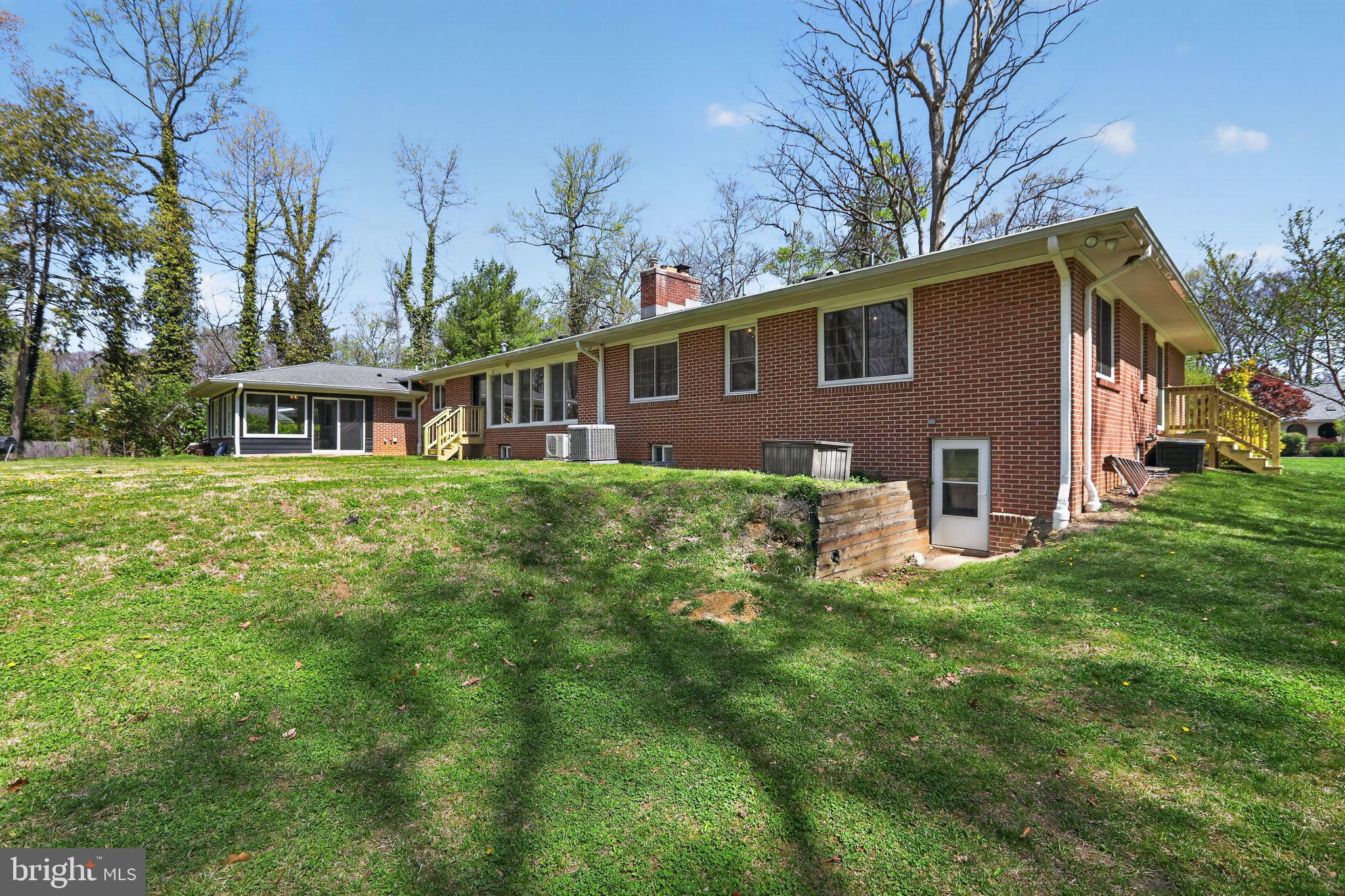 35 Oriole Way Moorestown, NJ 08057 - Photo 41 of 45 a house view with a garden space