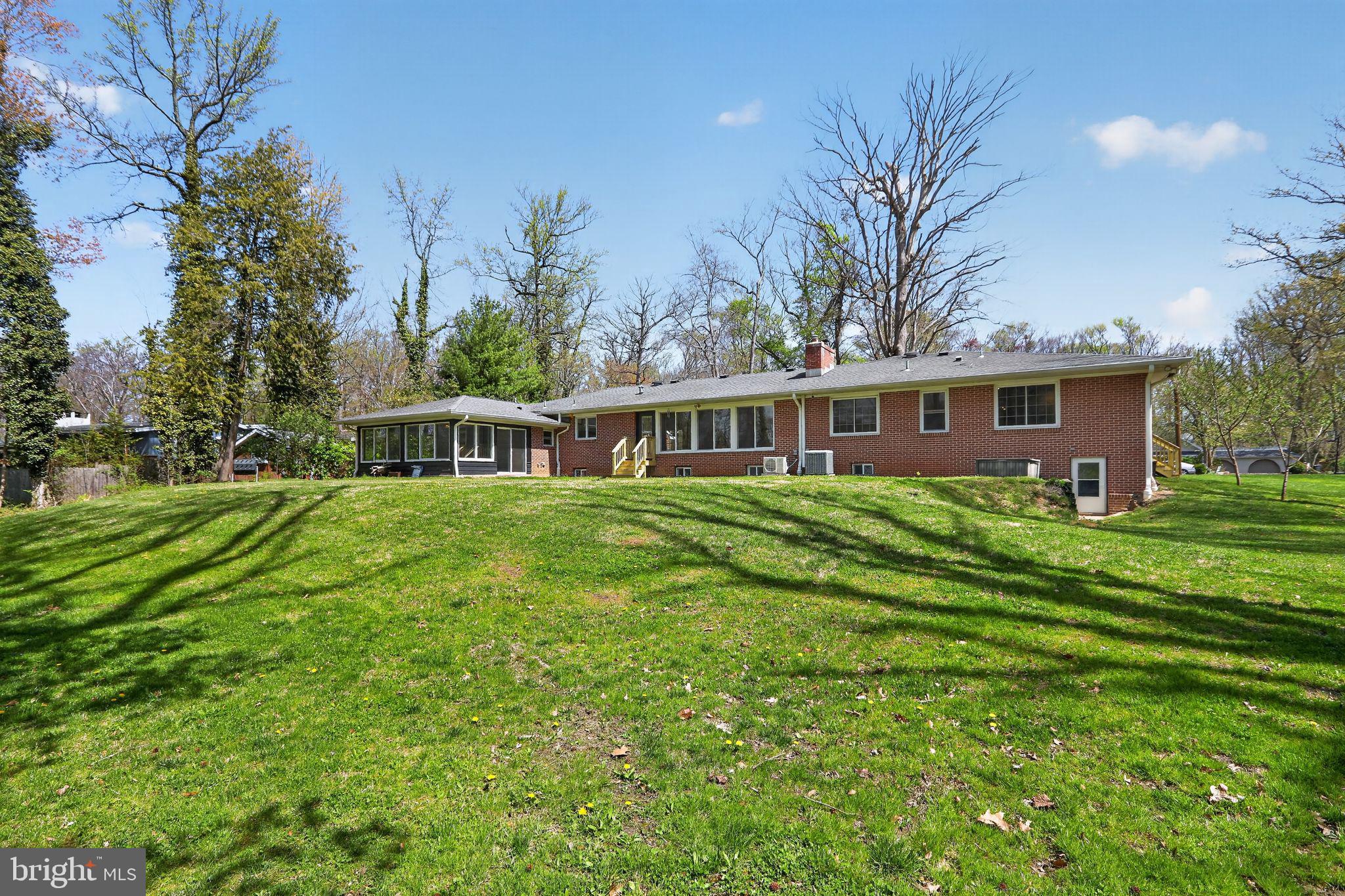 35 Oriole Way Moorestown, NJ 08057 - Photo 42 of 45 a front view of house with a garden