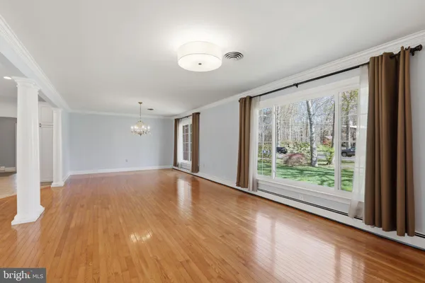 $950,000 | 35 Oriole Way, Moorestown, NJ 08057