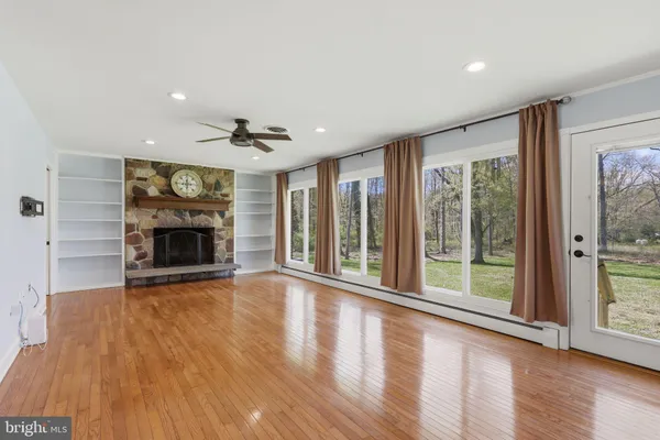 $950,000 | 35 Oriole Way, Moorestown, NJ 08057