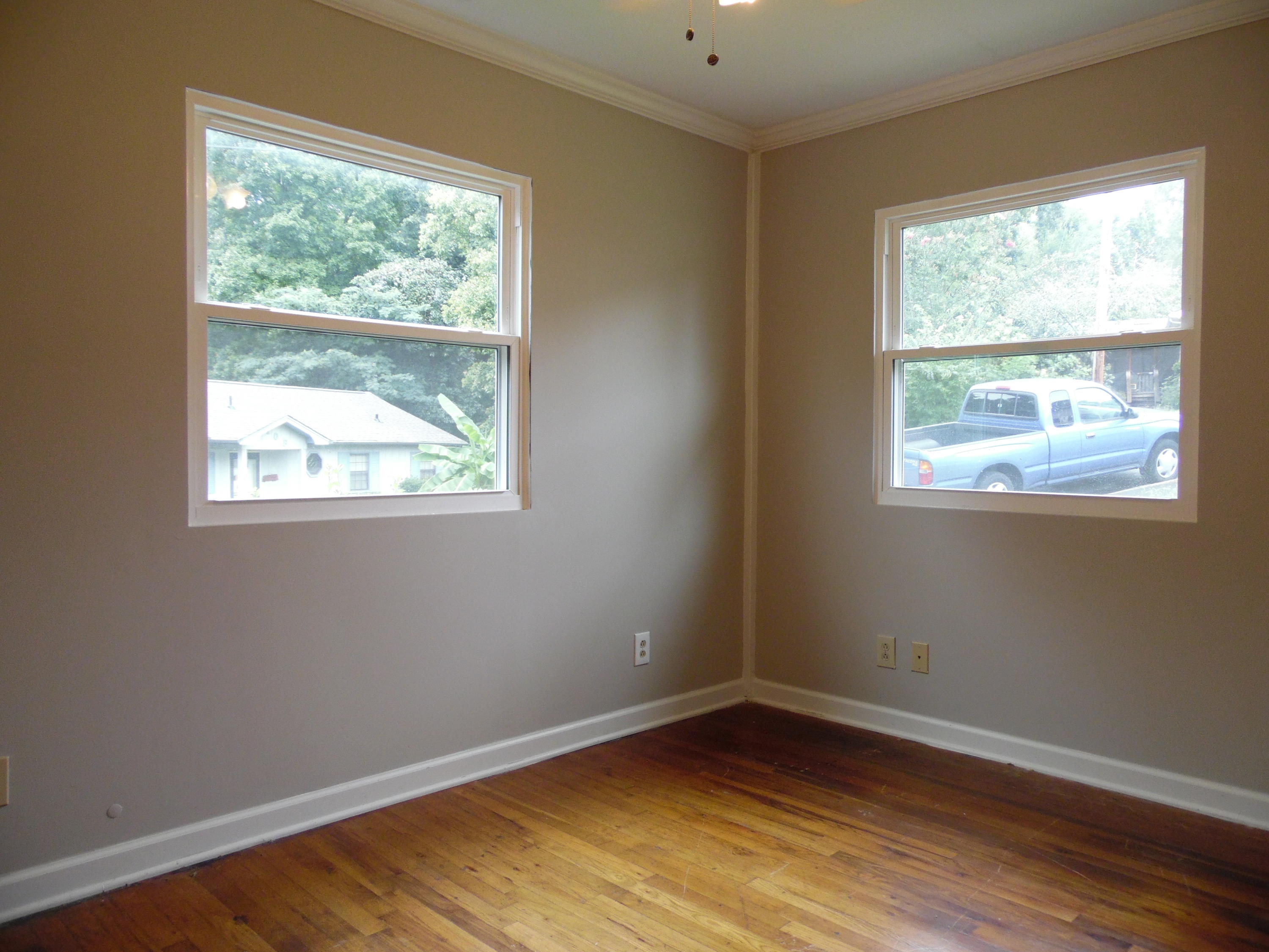 109 Upsal Road Oak Ridge, TN 37830 - Photo 14 of 24 Bedroom 2