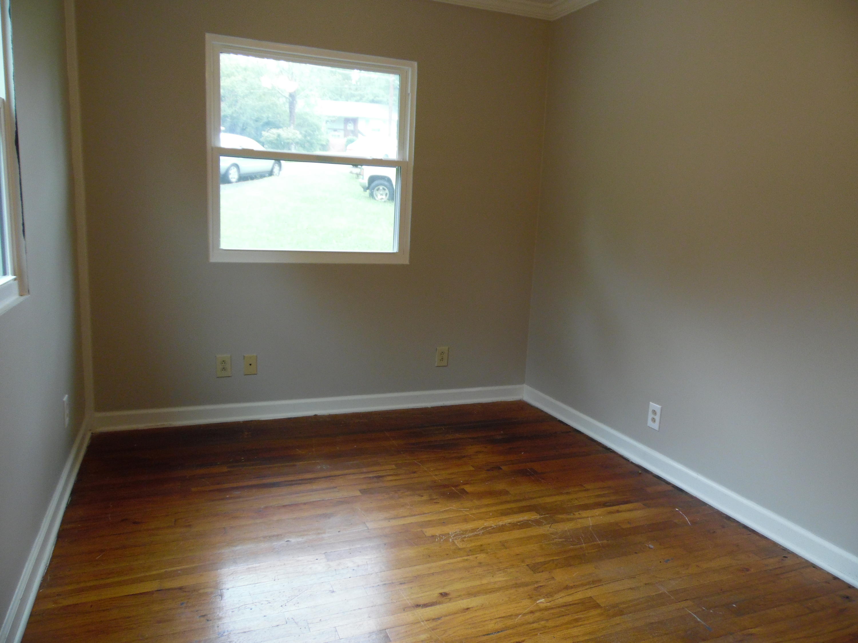 109 Upsal Road Oak Ridge, TN 37830 - Photo 15 of 24 Bedroom 2