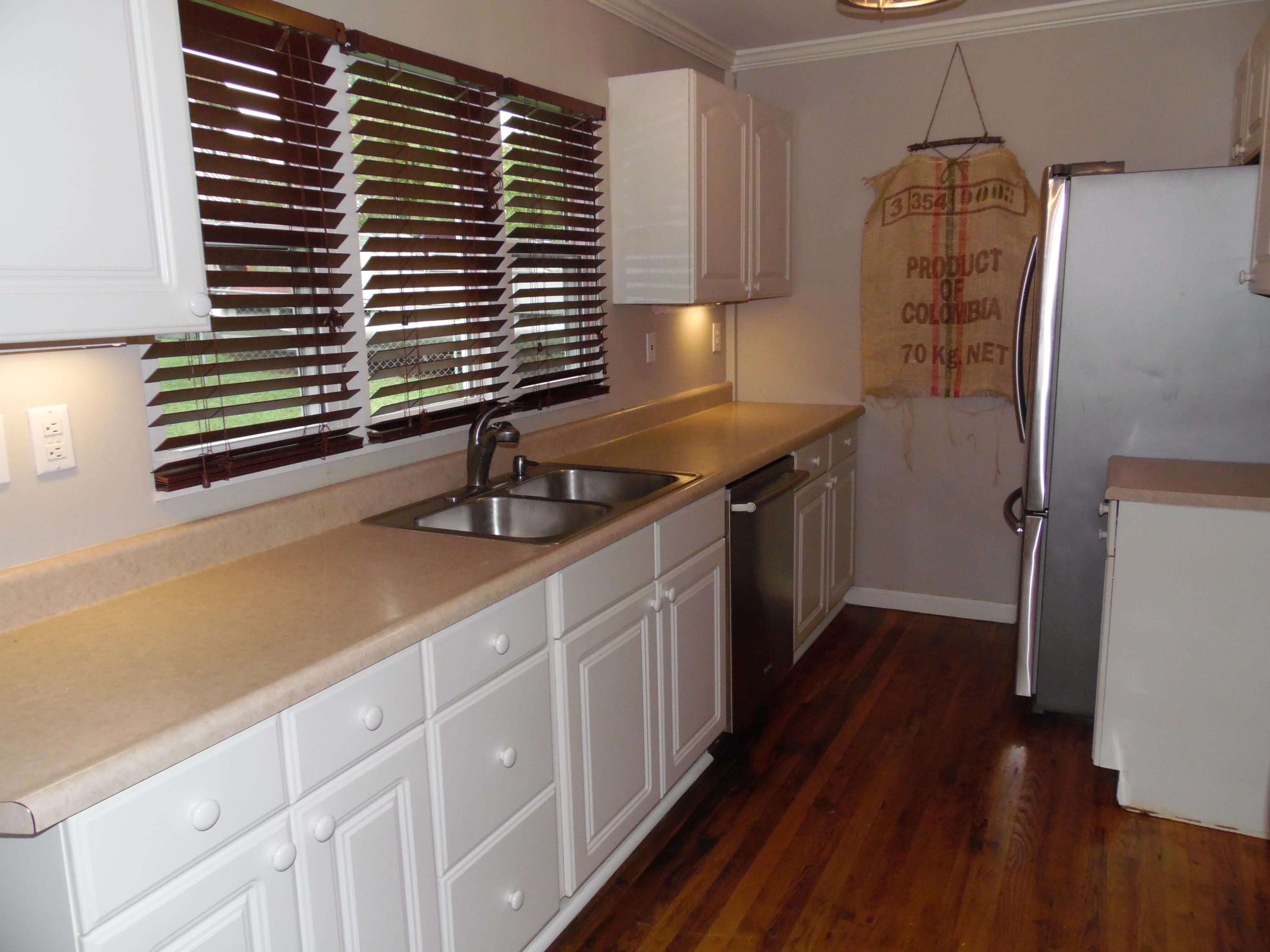 109 Upsal Road Oak Ridge, TN 37830 - Photo 7 of 24 Kitchen