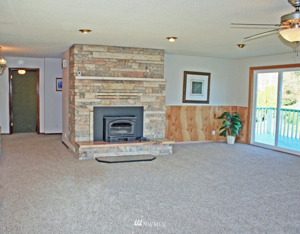 3118 McLeod Road Bellingham, WA 98225 - Photo 4 of 24 Gallery Image 4
