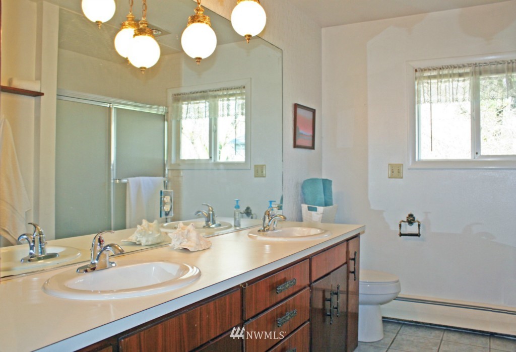 3118 McLeod Road Bellingham, WA 98225 - Photo 10 of 24 Gallery Image 10
