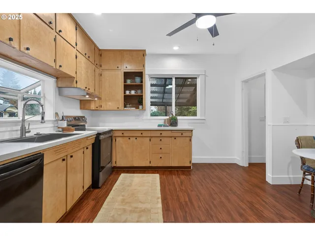 $899,000 | 5445 Southeast 41st Avenue, Portland, OR 97202