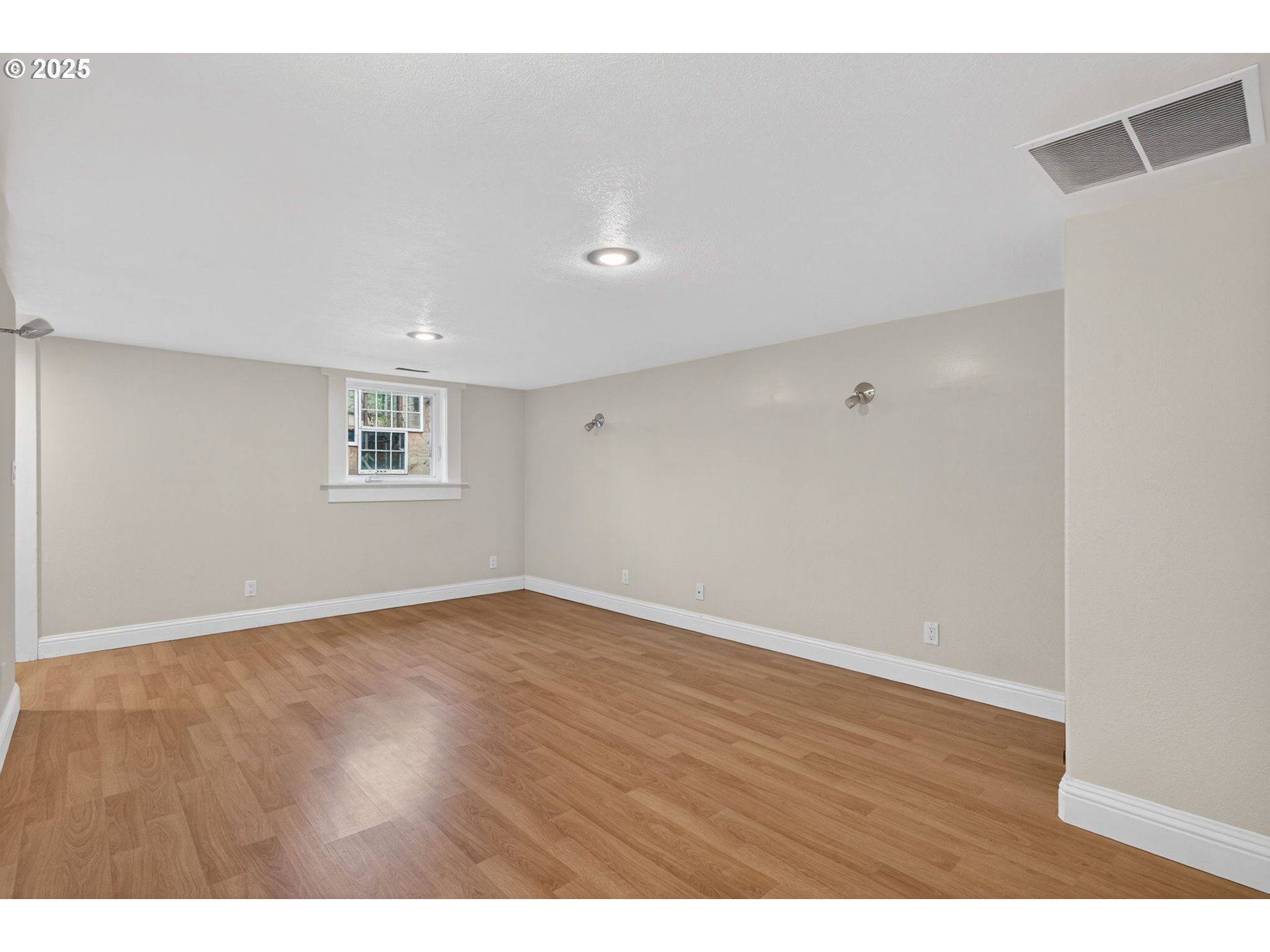 5445 Southeast 41st Avenue Portland, OR 97202 - Photo 26 of 43