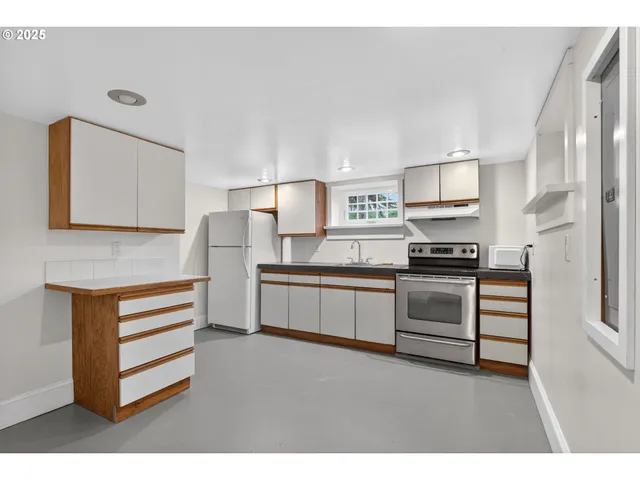 $899,000 | 5445 Southeast 41st Avenue, Portland, OR 97202