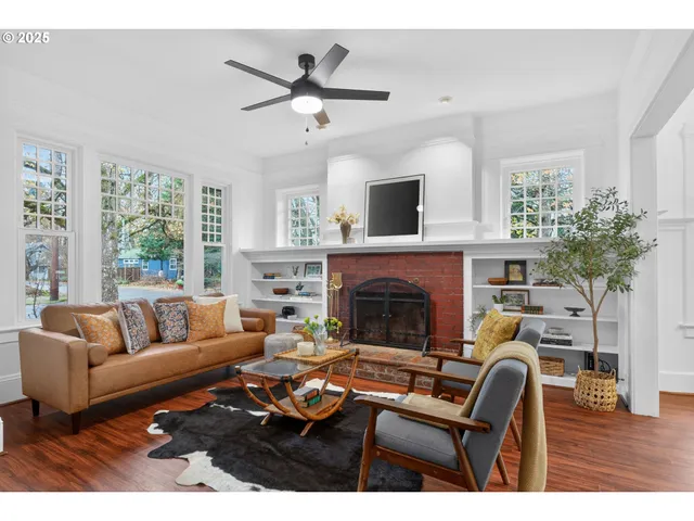 $899,000 | 5445 Southeast 41st Avenue, Portland, OR 97202