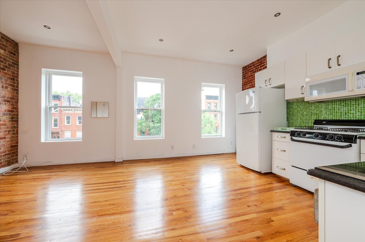 265 Putnam Avenue Brooklyn, NY 11216 - Photo 21 of 33